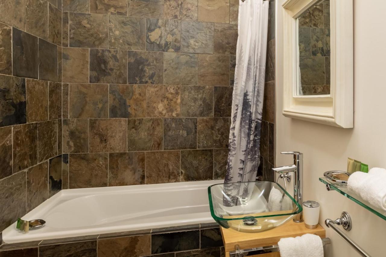 Canyon Ridge Lodge Golden Εξωτερικό φωτογραφία