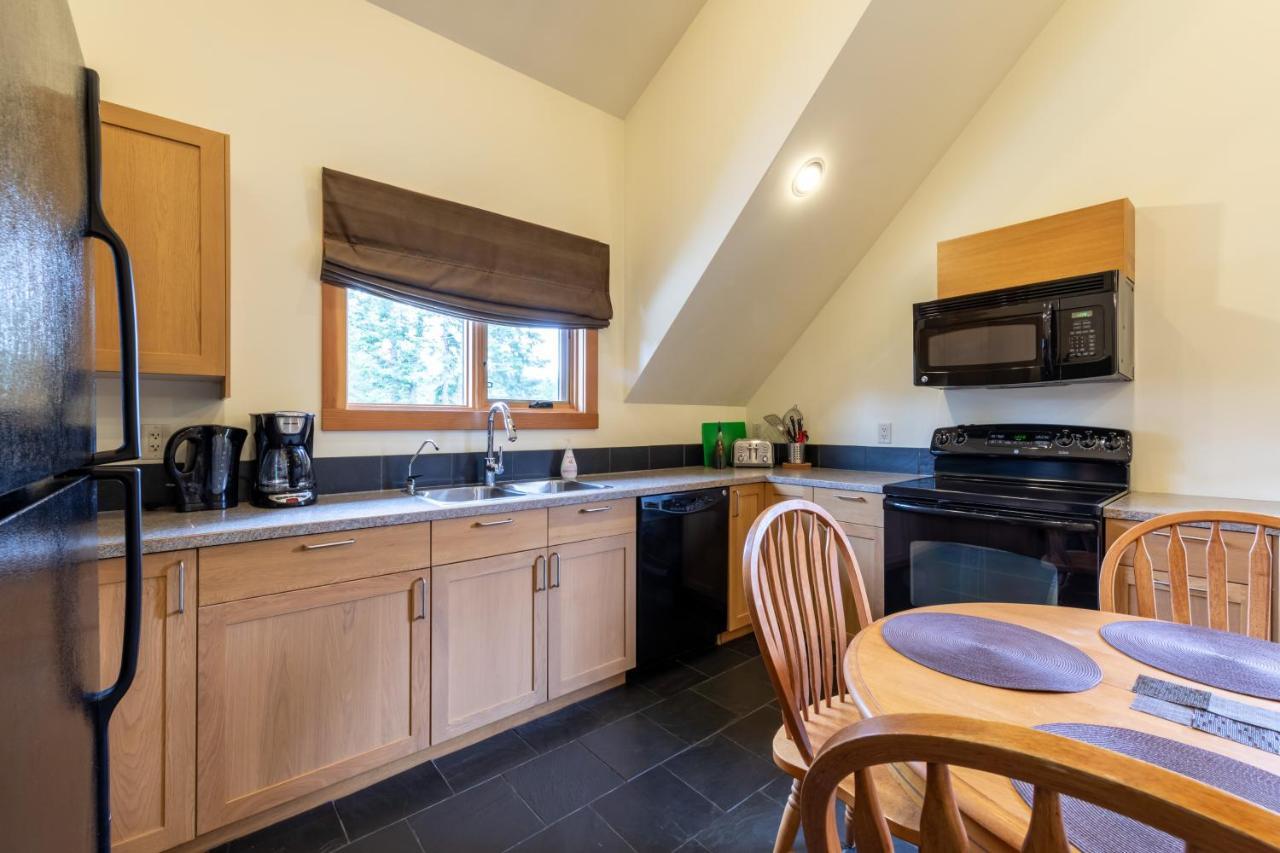 Canyon Ridge Lodge Golden Εξωτερικό φωτογραφία