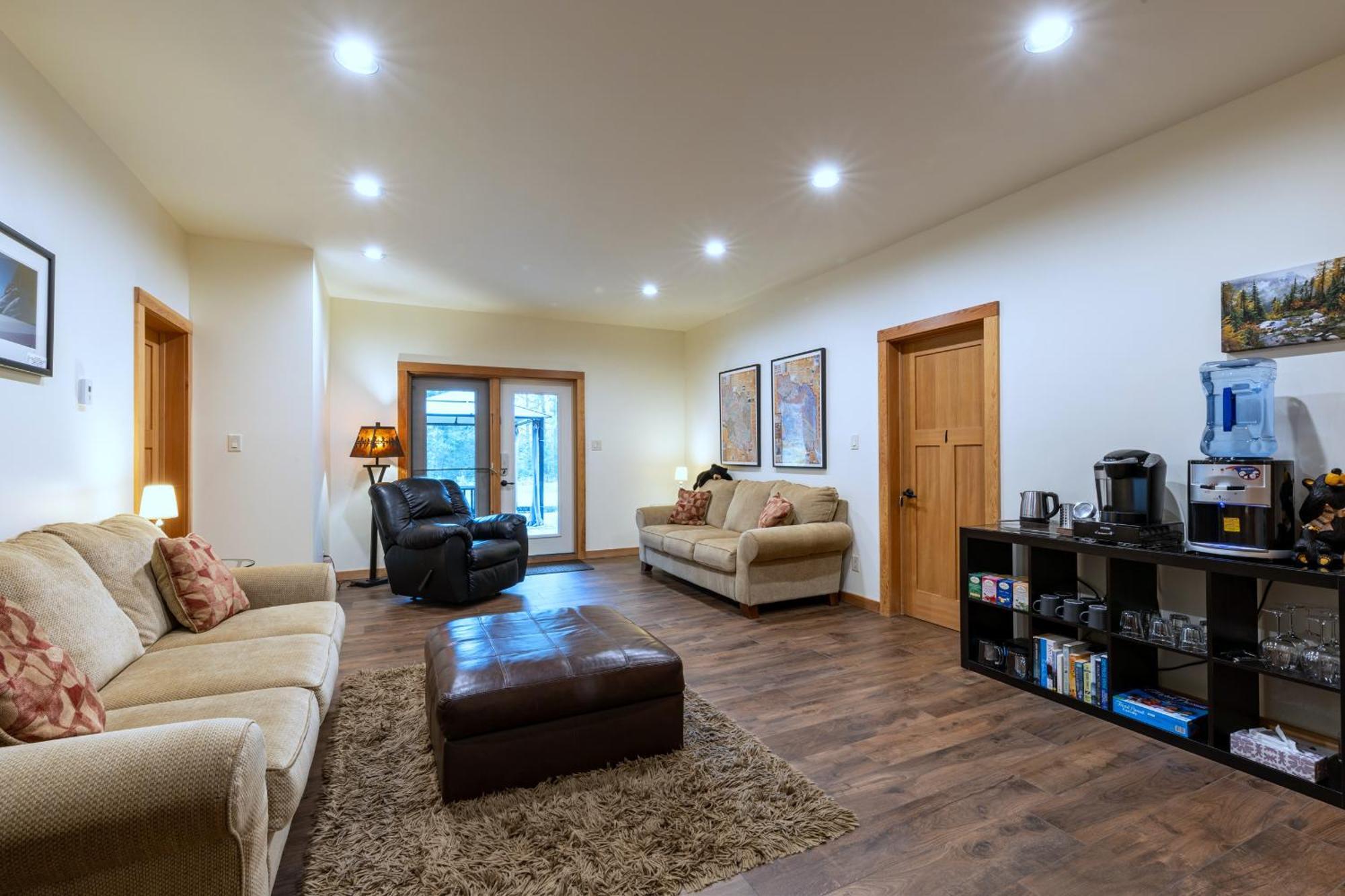 Canyon Ridge Lodge Golden Εξωτερικό φωτογραφία