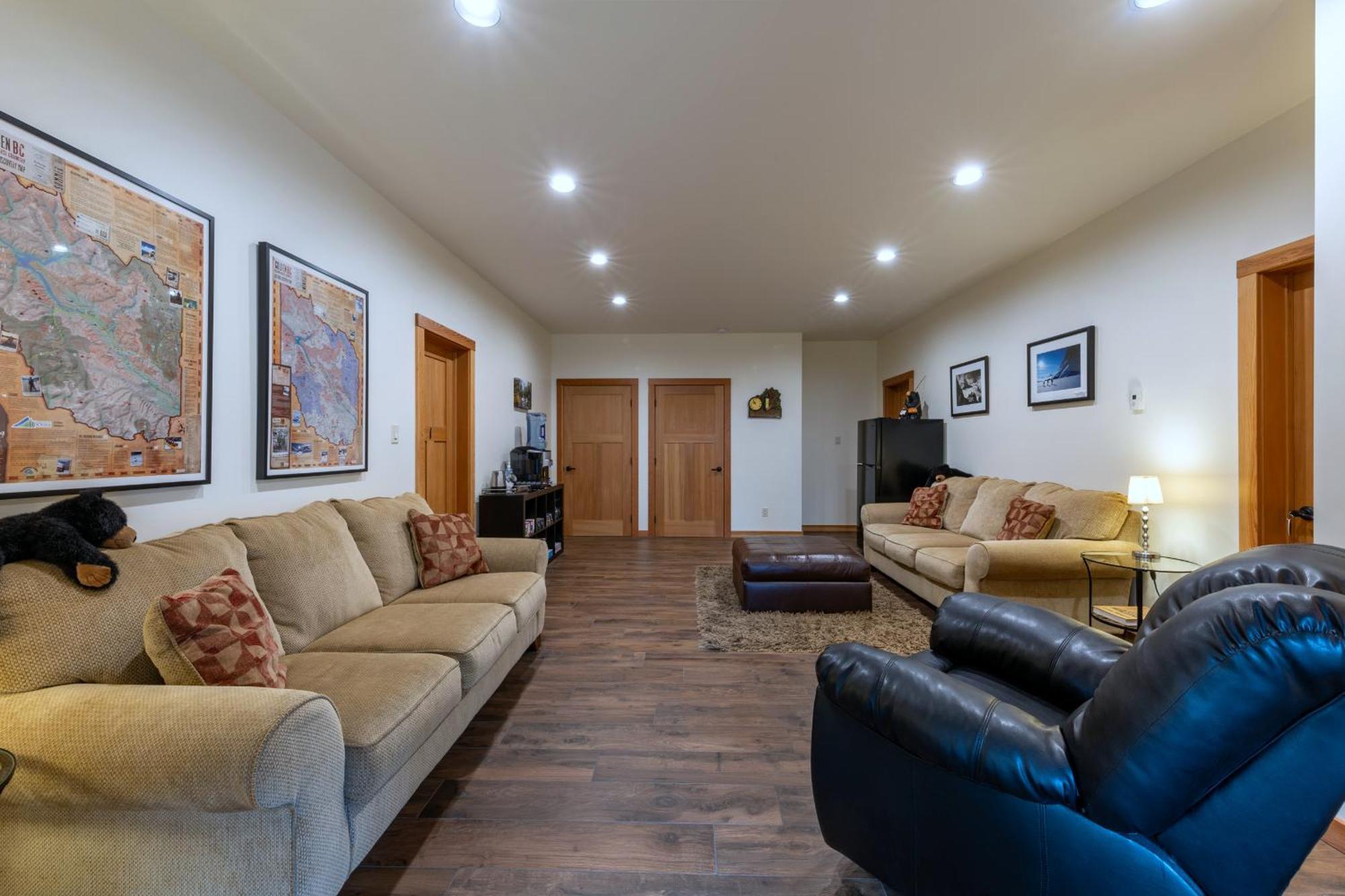 Canyon Ridge Lodge Golden Εξωτερικό φωτογραφία