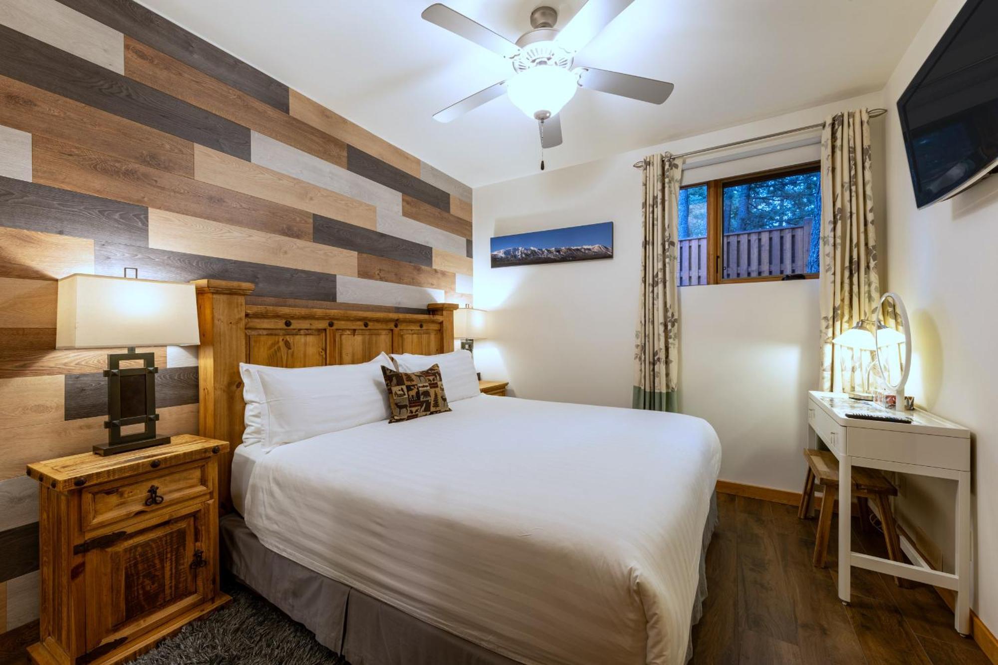 Canyon Ridge Lodge Golden Εξωτερικό φωτογραφία