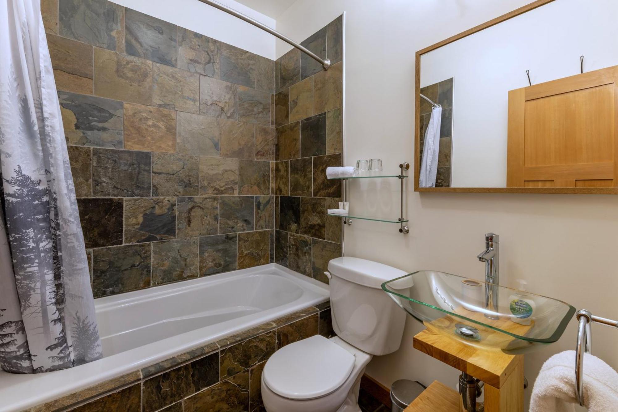 Canyon Ridge Lodge Golden Εξωτερικό φωτογραφία