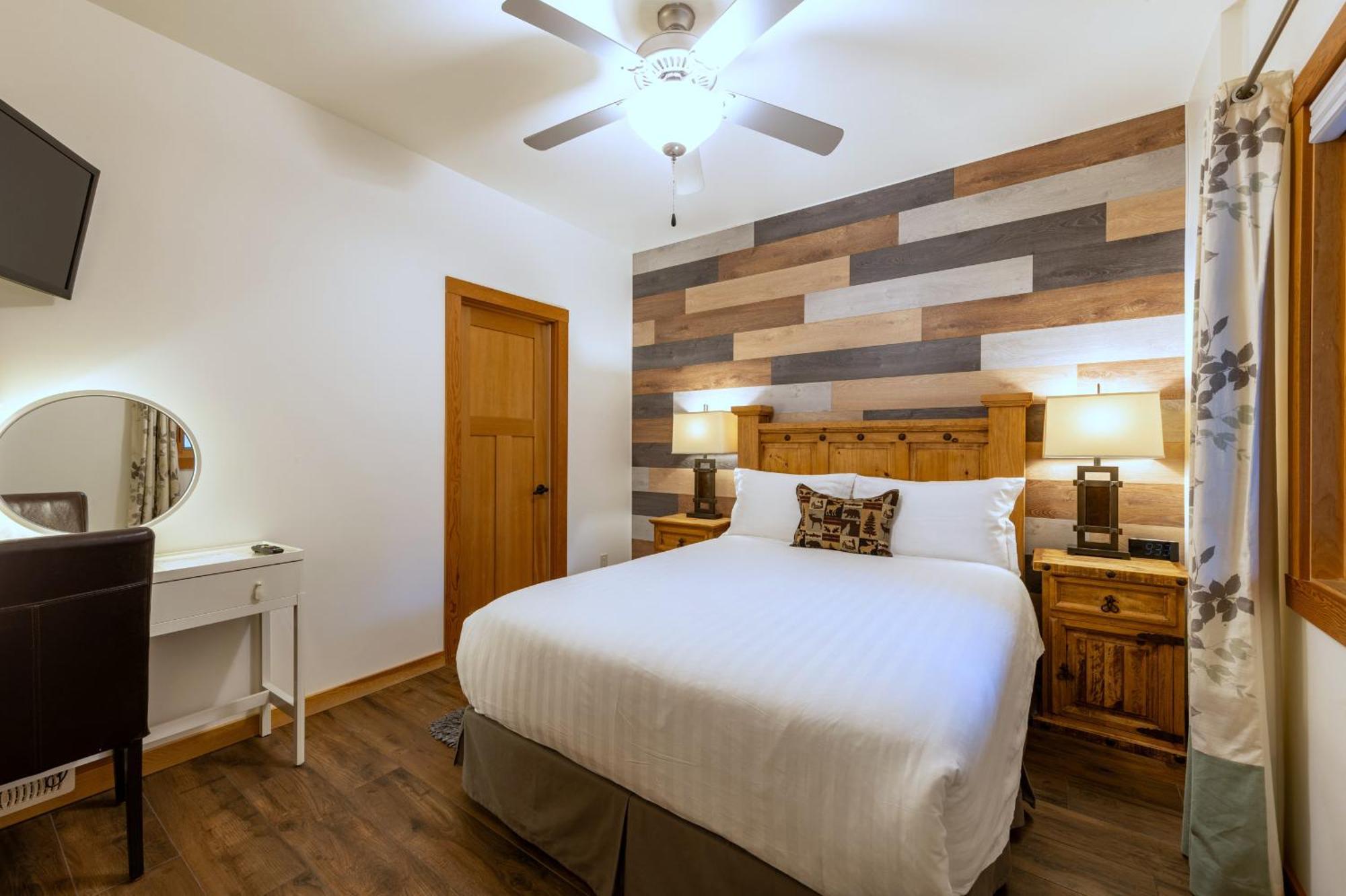Canyon Ridge Lodge Golden Εξωτερικό φωτογραφία